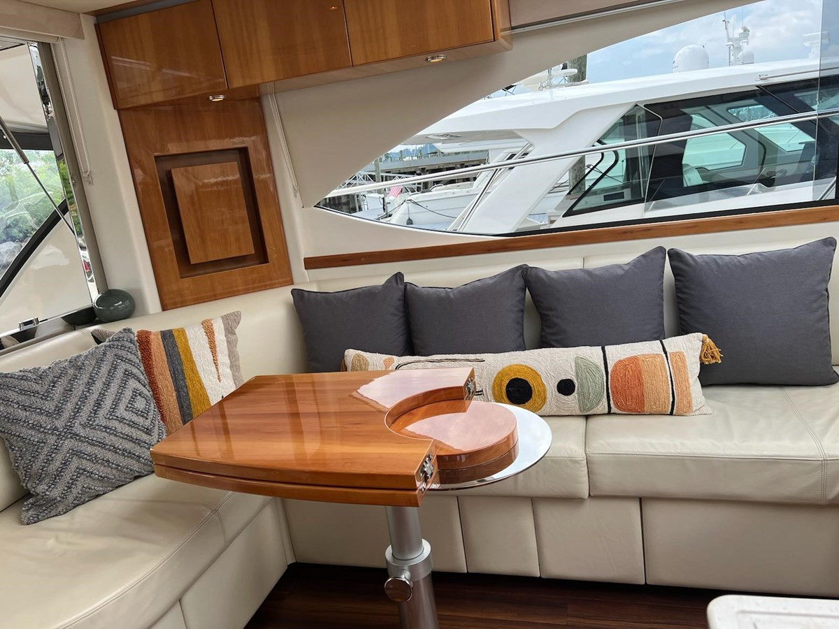 https://arconyachts.ams3.digitaloceanspaces.com/136508/conversions/large_3604297-optimize.jpg