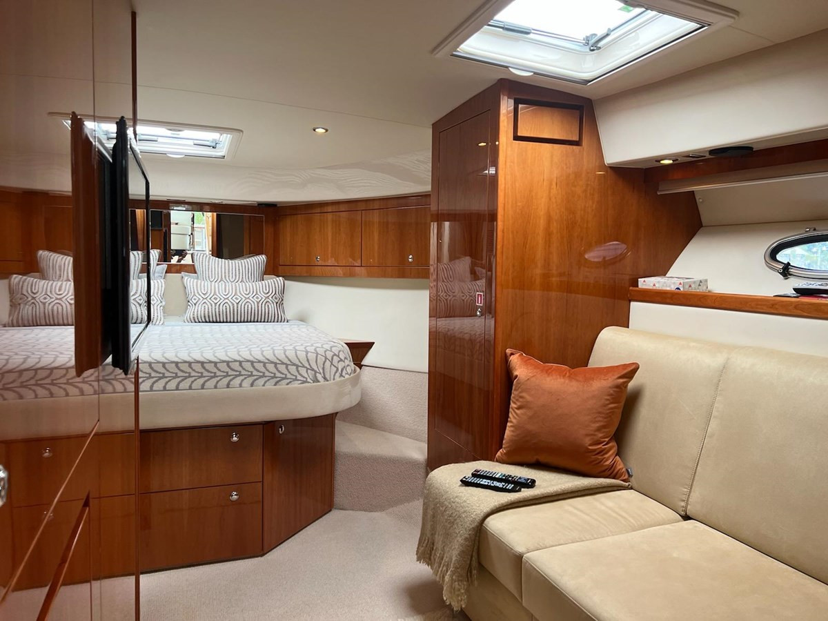 https://arconyachts.ams3.digitaloceanspaces.com/136526/conversions/large_3604303-optimize.jpg