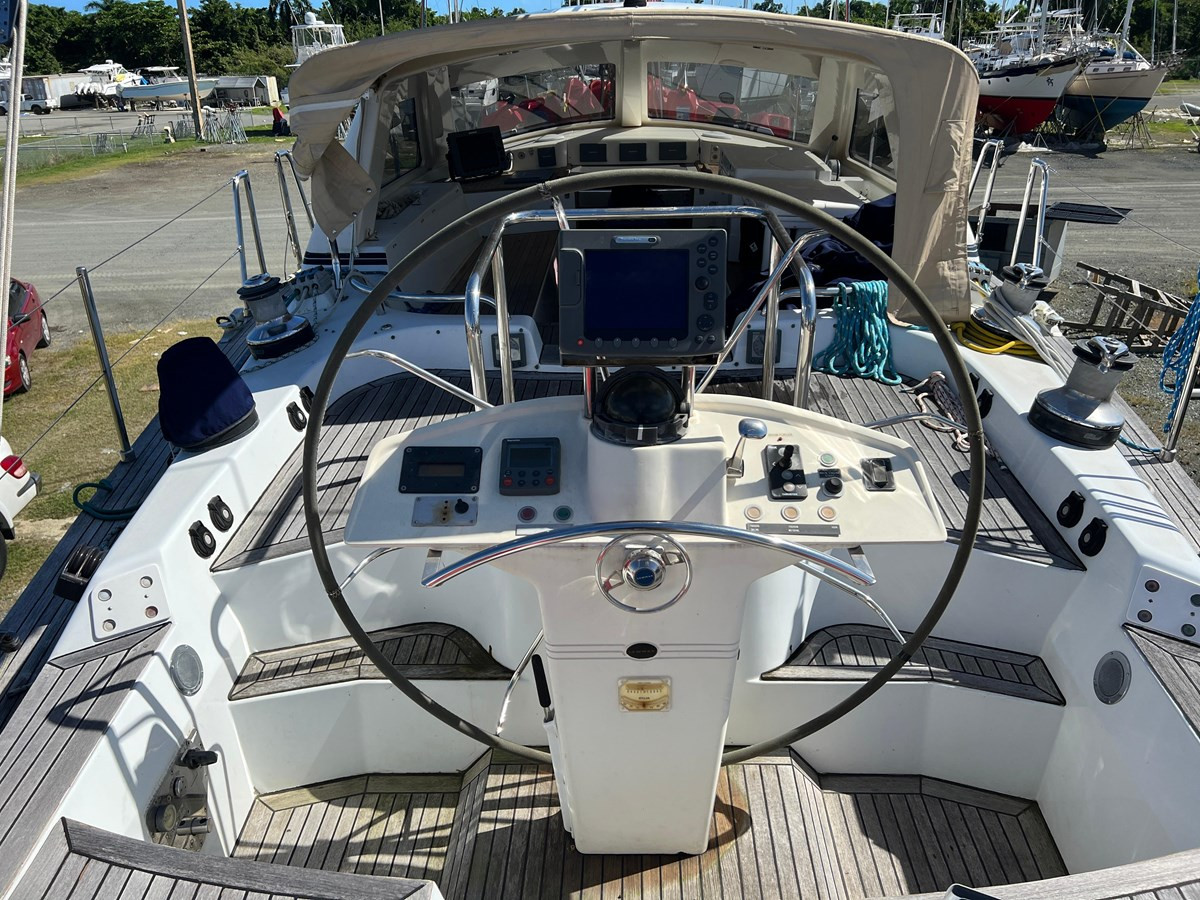 https://arconyachts.ams3.digitaloceanspaces.com/136546/conversions/large_4258656-optimize.jpg