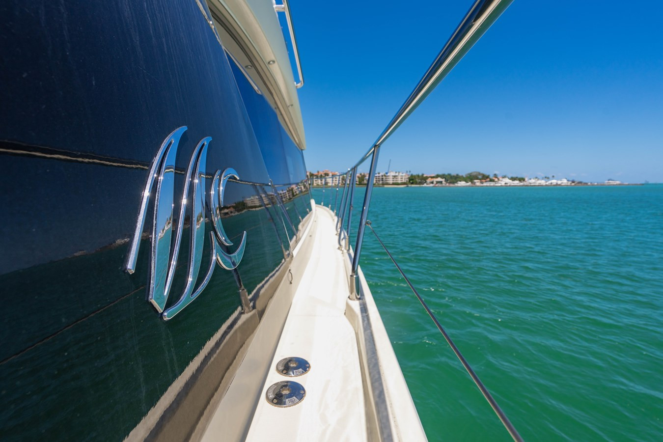 https://arconyachts.ams3.digitaloceanspaces.com/136647/conversions/large_3774410-optimize.jpg
