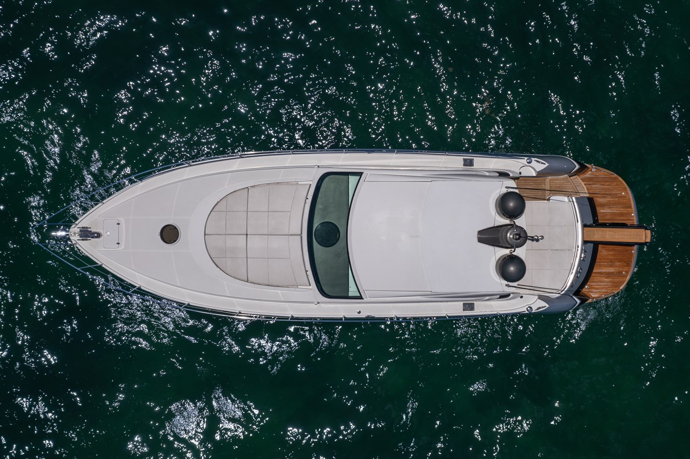 https://arconyachts.ams3.digitaloceanspaces.com/136667/conversions/large_3795364-optimize.jpg