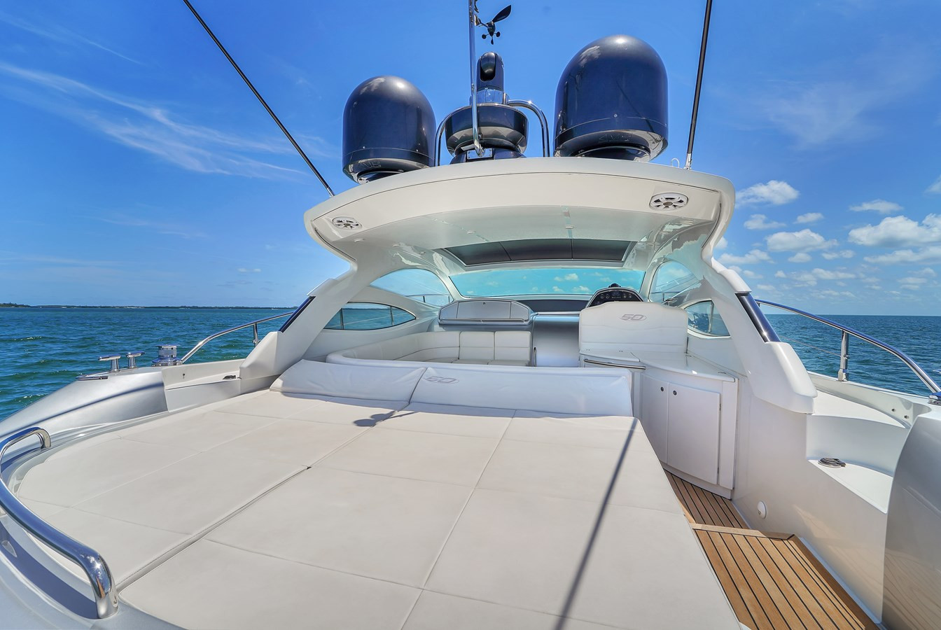 https://arconyachts.ams3.digitaloceanspaces.com/136726/conversions/large_3795384-optimize.jpg