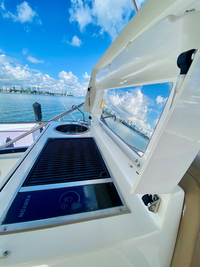 https://arconyachts.ams3.digitaloceanspaces.com/136821/conversions/large_3890104-optimize.jpg