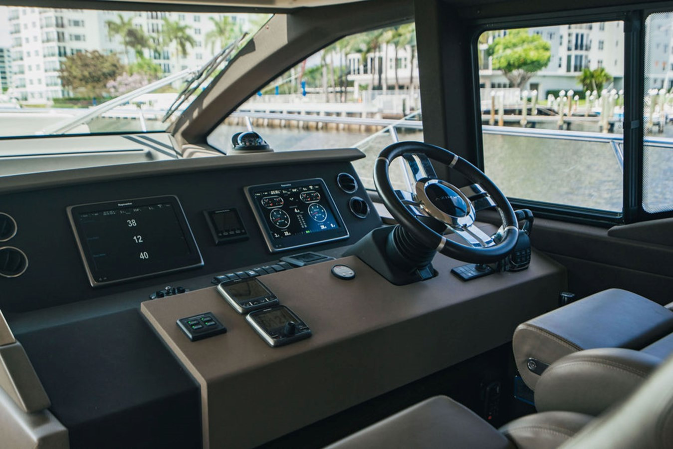 https://arconyachts.ams3.digitaloceanspaces.com/136968/conversions/large_3946282-optimize.jpg