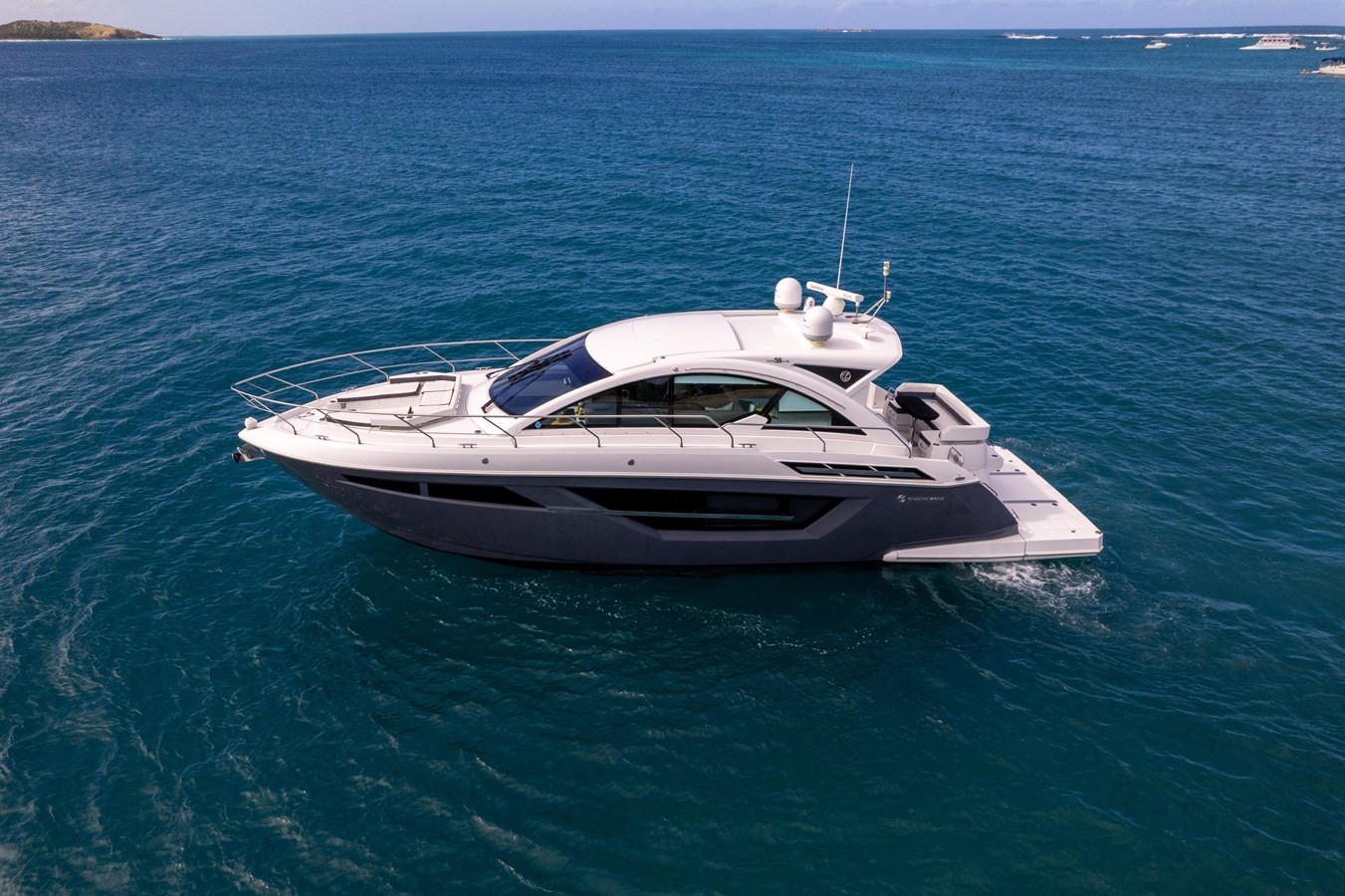 https://arconyachts.ams3.digitaloceanspaces.com/136990/conversions/large_4133730-optimize.jpg