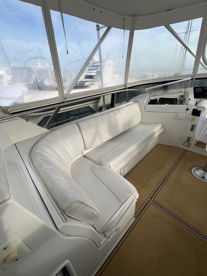 https://arconyachts.ams3.digitaloceanspaces.com/137007/conversions/large_4072984-optimize.jpg