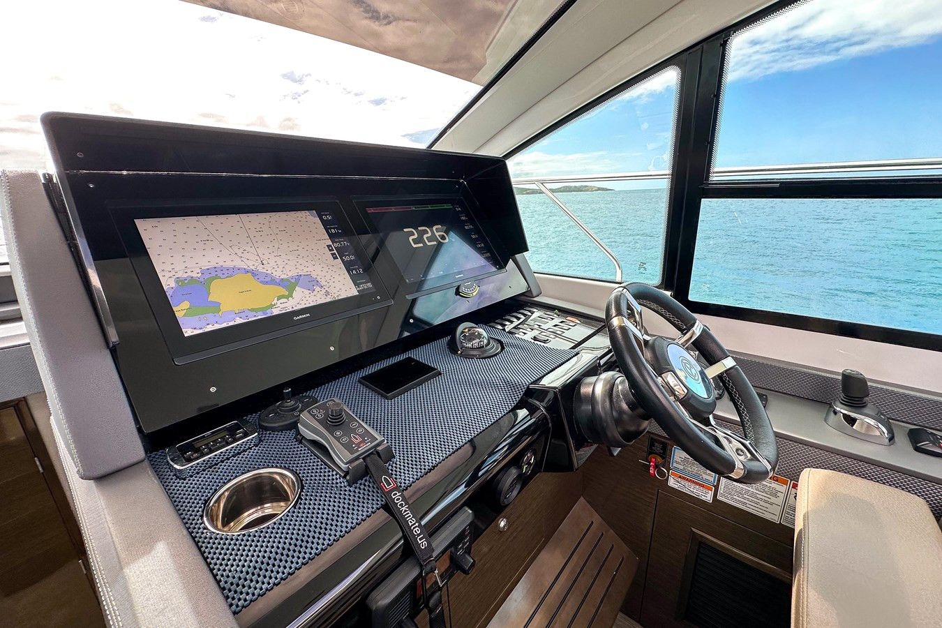 https://arconyachts.ams3.digitaloceanspaces.com/137008/conversions/large_4133736-optimize.jpg