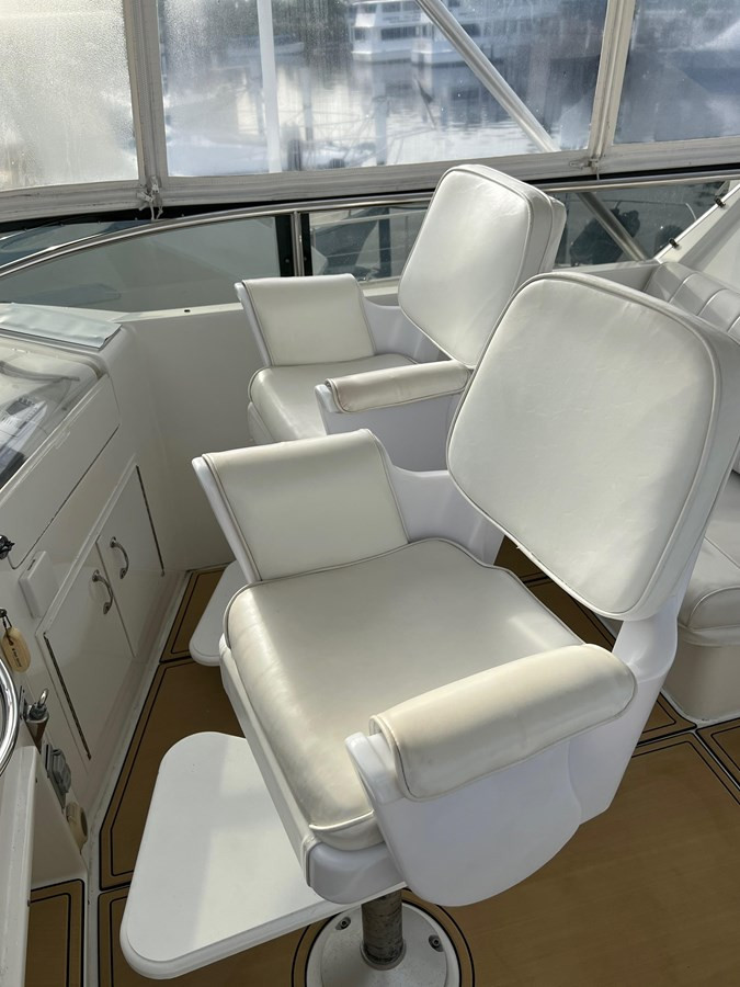https://arconyachts.ams3.digitaloceanspaces.com/137012/conversions/large_4072986-optimize.jpg