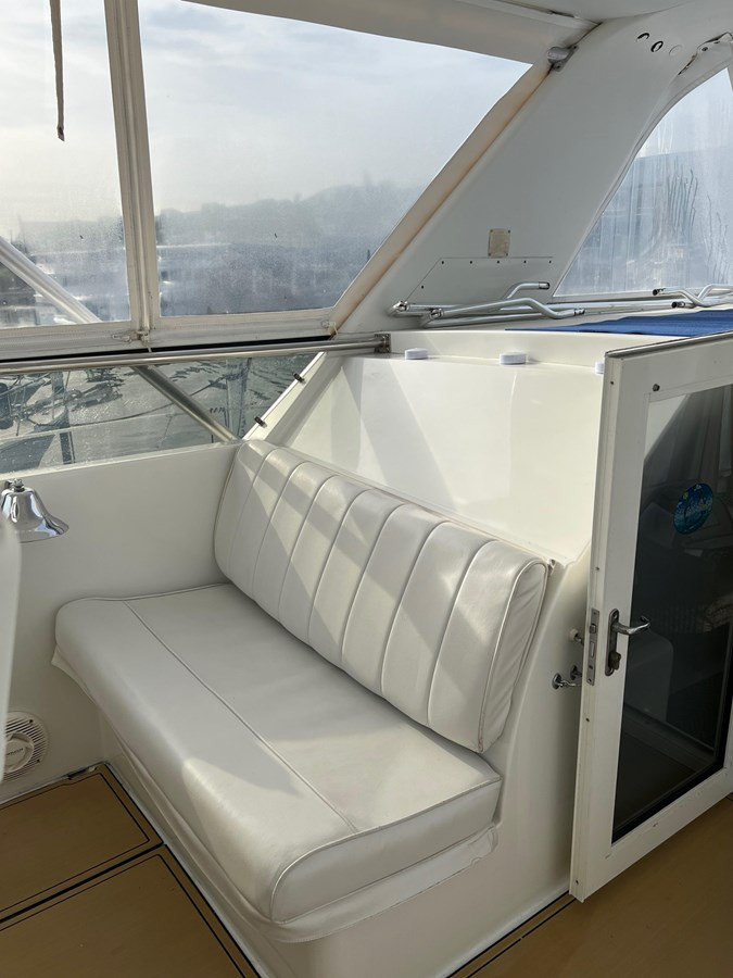 https://arconyachts.ams3.digitaloceanspaces.com/137015/conversions/large_4072987-optimize.jpg