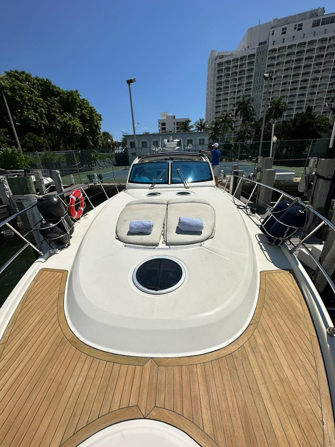 https://arconyachts.ams3.digitaloceanspaces.com/137244/conversions/large_4177149-optimize.jpg