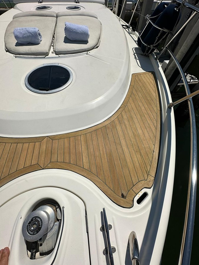 https://arconyachts.ams3.digitaloceanspaces.com/137254/conversions/large_4177152-optimize.jpg