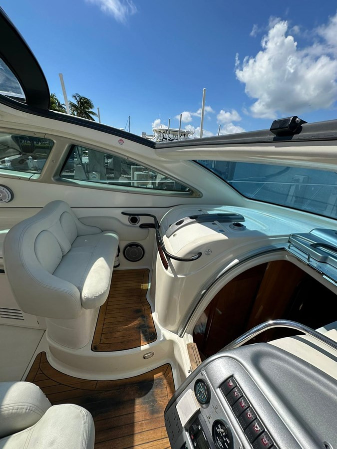 https://arconyachts.ams3.digitaloceanspaces.com/137291/conversions/large_4177165-optimize.jpg