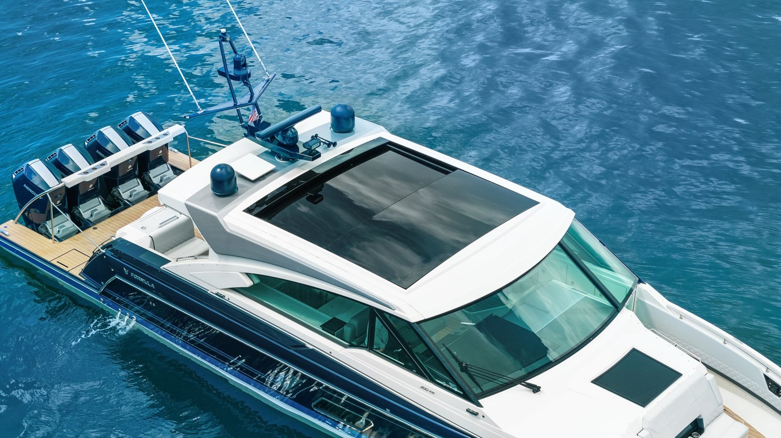 https://arconyachts.ams3.digitaloceanspaces.com/137681/conversions/large_4296295-optimize.jpg