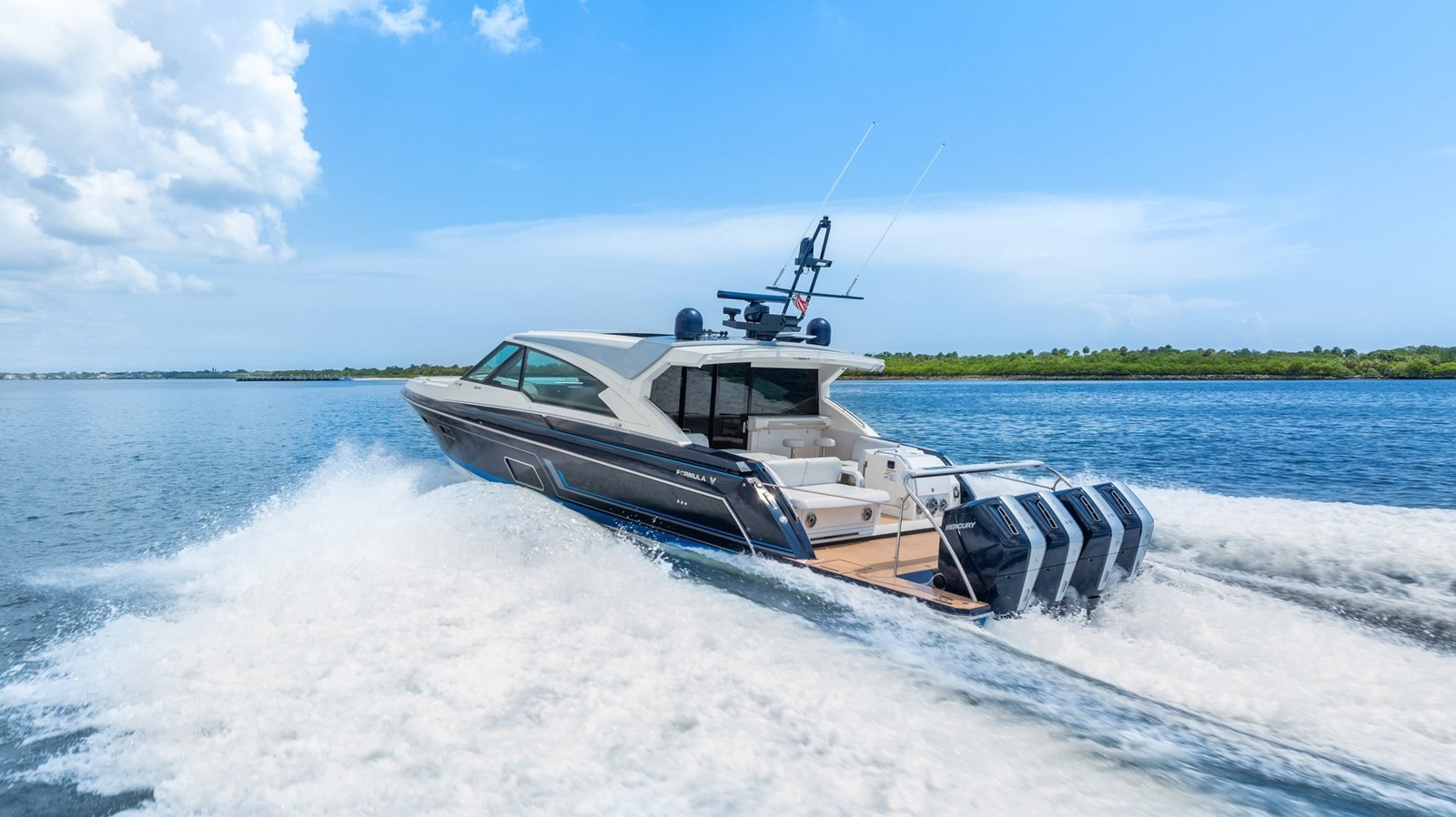 https://arconyachts.ams3.digitaloceanspaces.com/137708/conversions/large_4296304-optimize.jpg