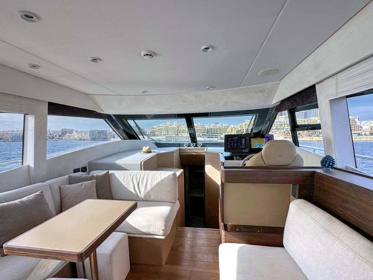 FERRETTI YACHTS 500