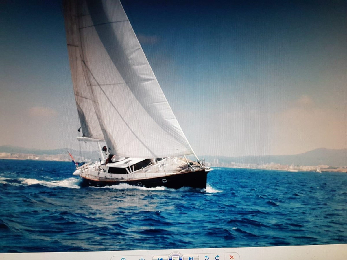 https://arconyachts.ams3.digitaloceanspaces.com/137875/conversions/large_4528764-optimize.jpg