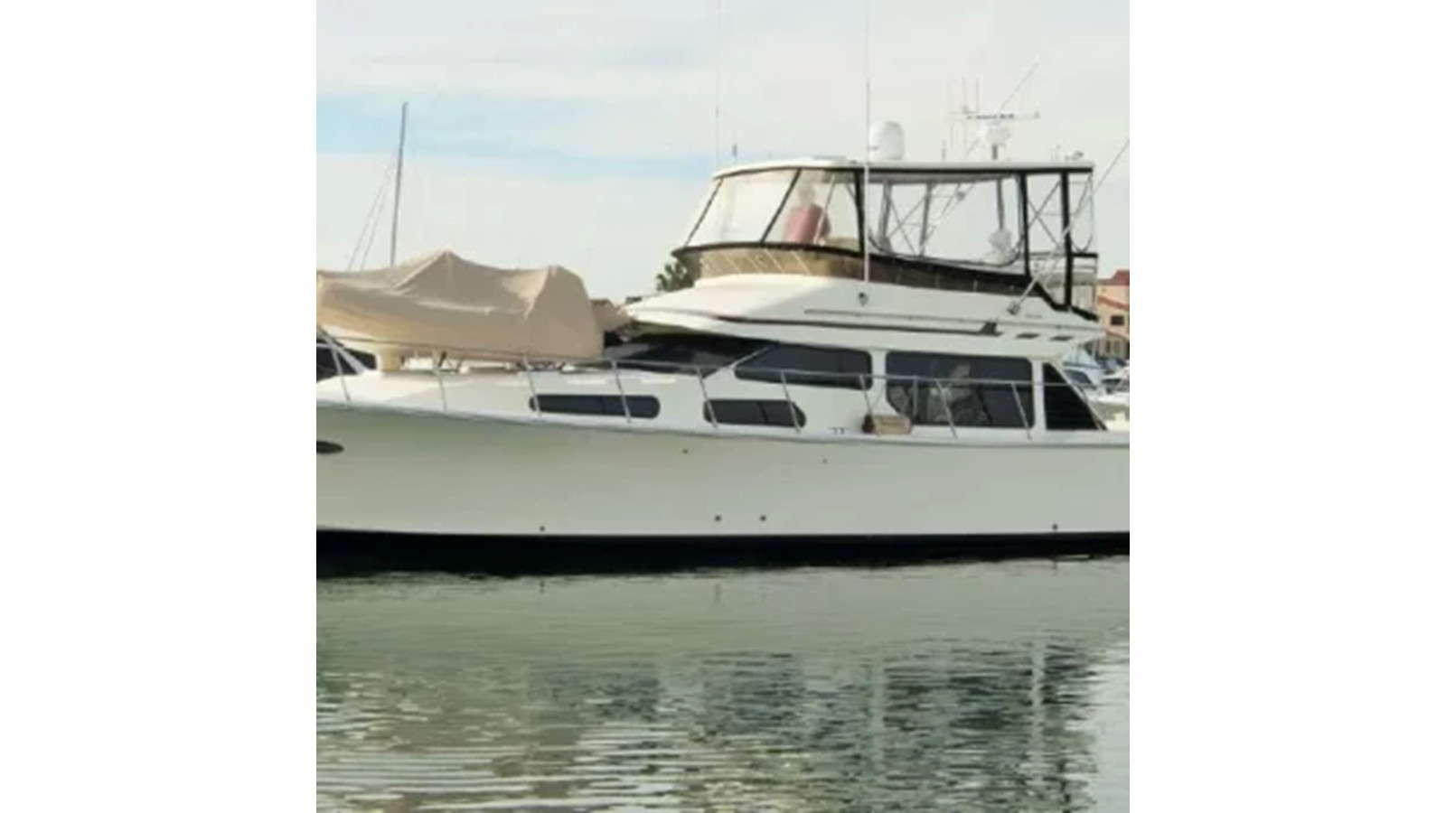 https://arconyachts.ams3.digitaloceanspaces.com/138048/conversions/large_4532481-optimize.jpg