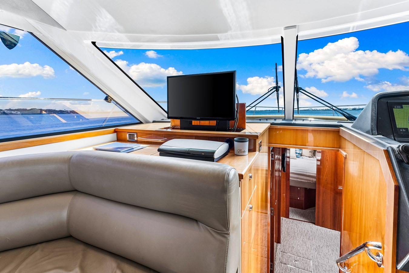 https://arconyachts.ams3.digitaloceanspaces.com/138219/conversions/large_4564368-optimize.jpg