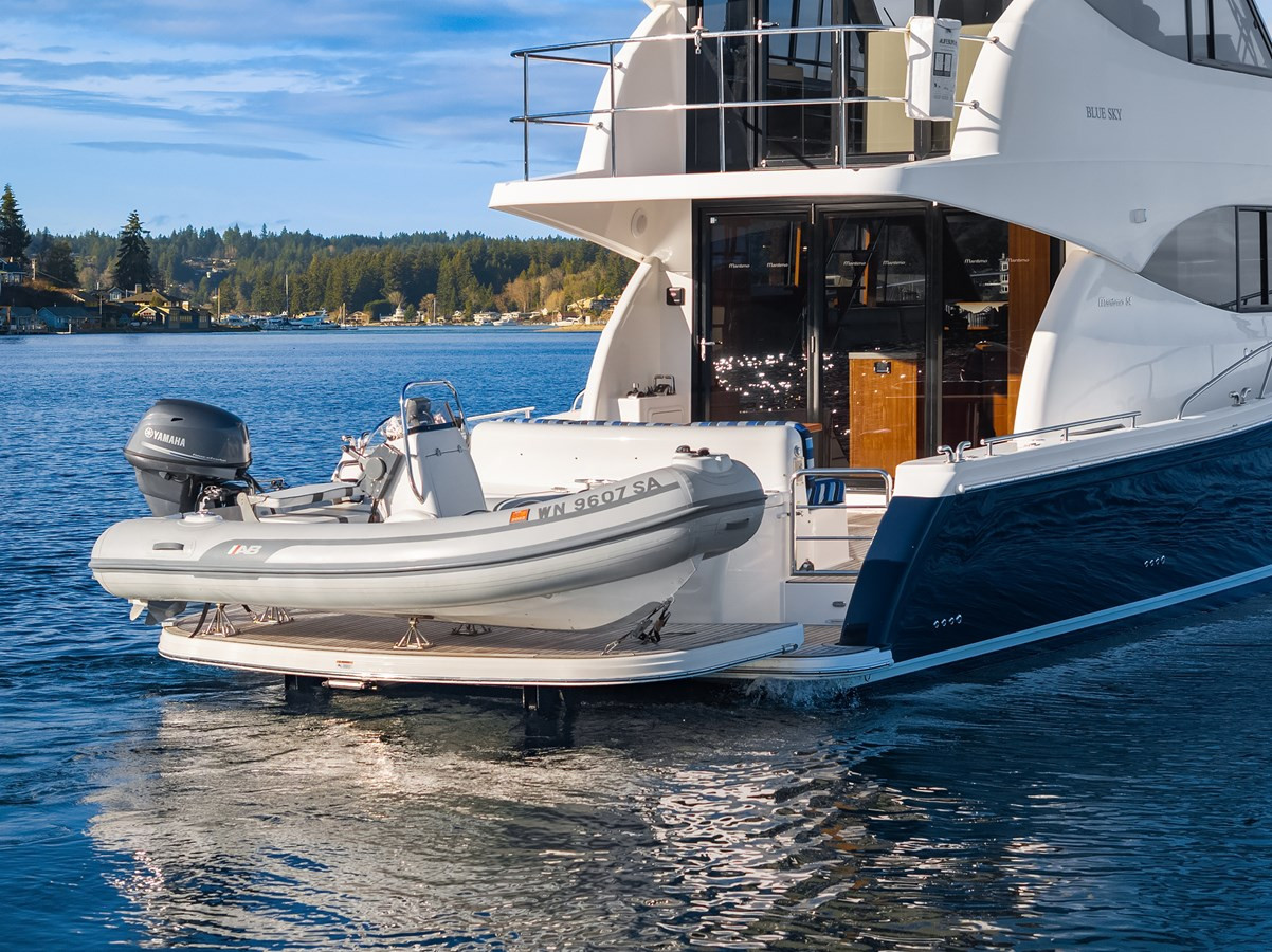 https://arconyachts.ams3.digitaloceanspaces.com/138223/conversions/large_4580878-optimize.jpg