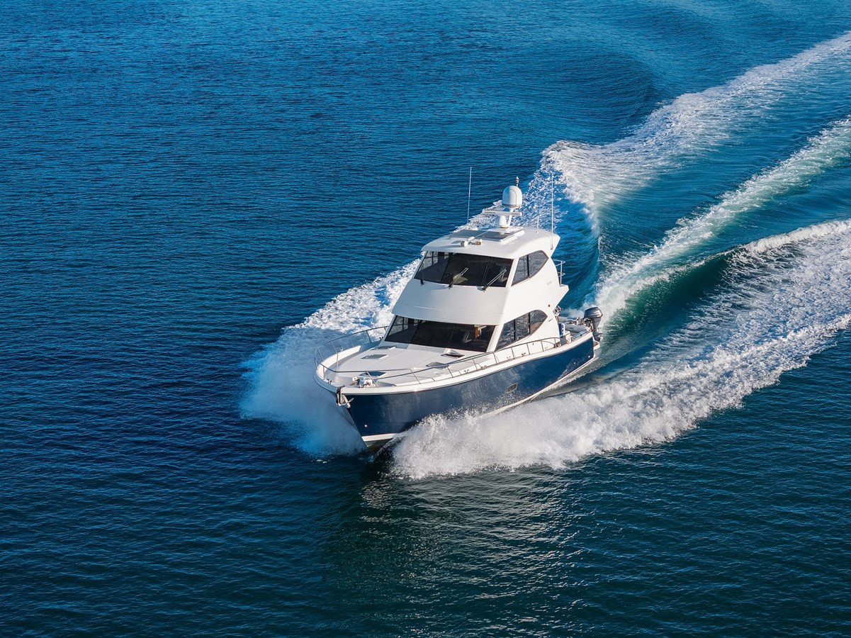 https://arconyachts.ams3.digitaloceanspaces.com/138247/conversions/large_4580885-optimize.jpg