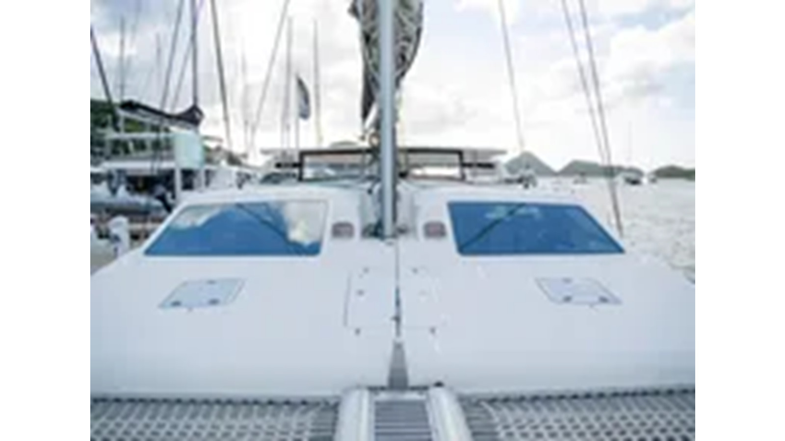 https://arconyachts.ams3.digitaloceanspaces.com/138382/conversions/large_4613613-optimize.jpg