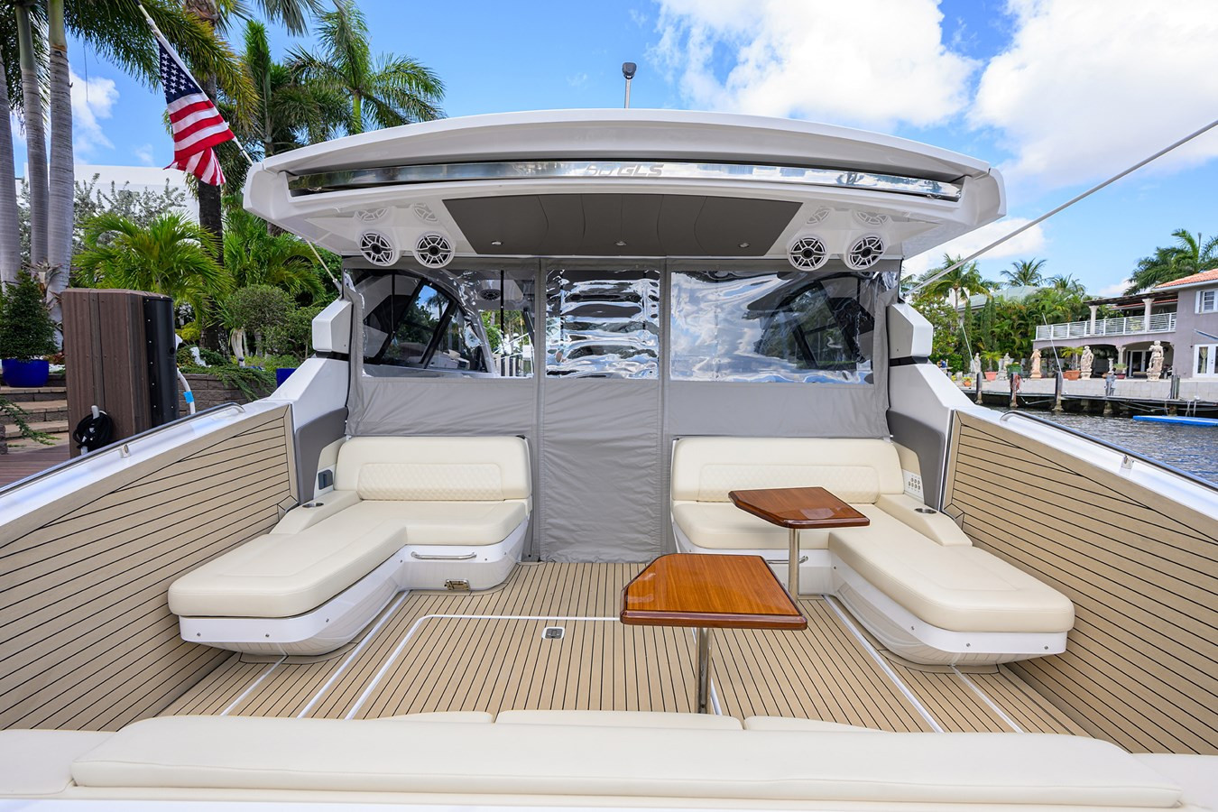 https://arconyachts.ams3.digitaloceanspaces.com/138538/conversions/large_4639172-optimize.jpg