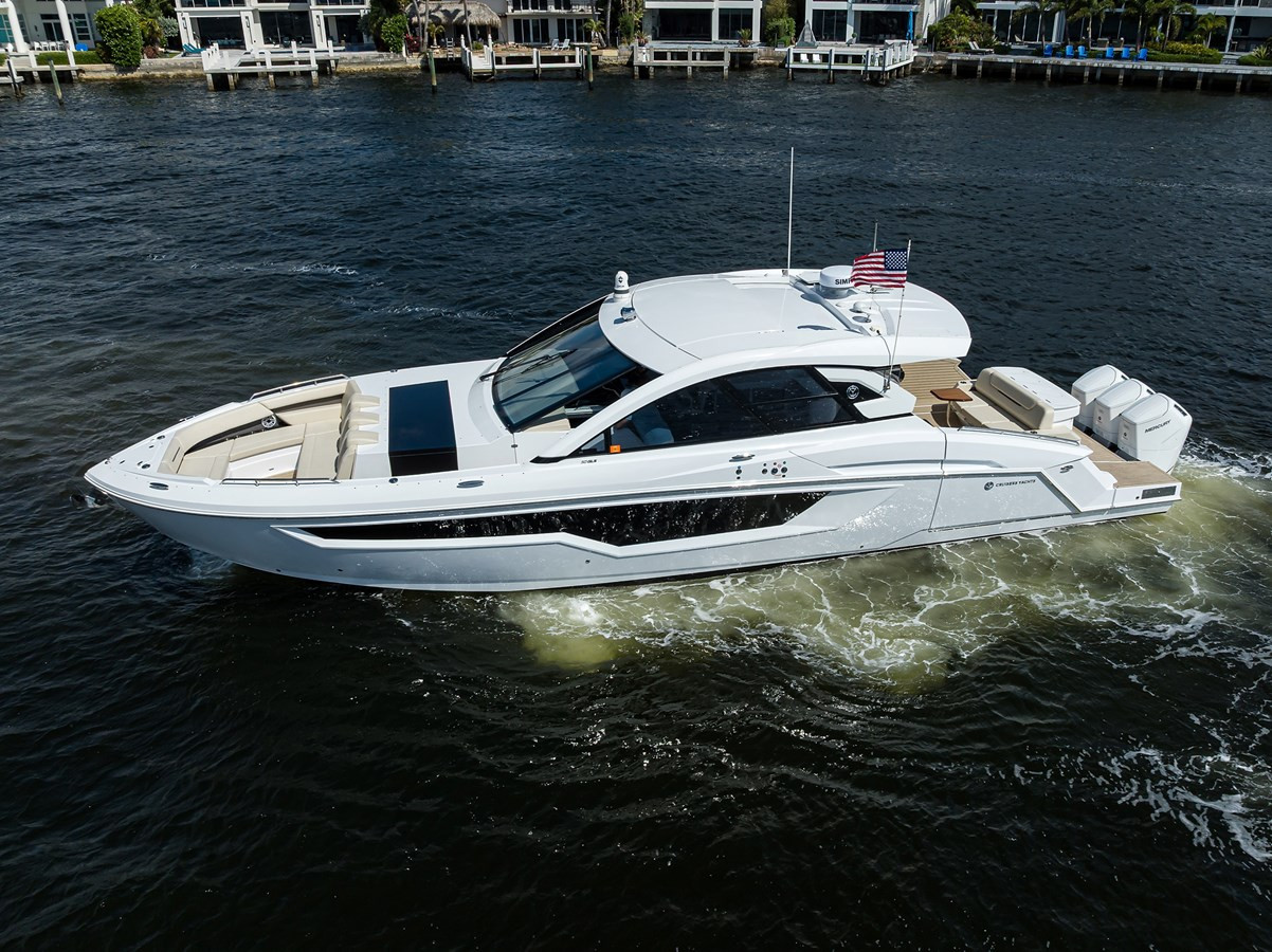 https://arconyachts.ams3.digitaloceanspaces.com/138559/conversions/large_4639179-optimize.jpg