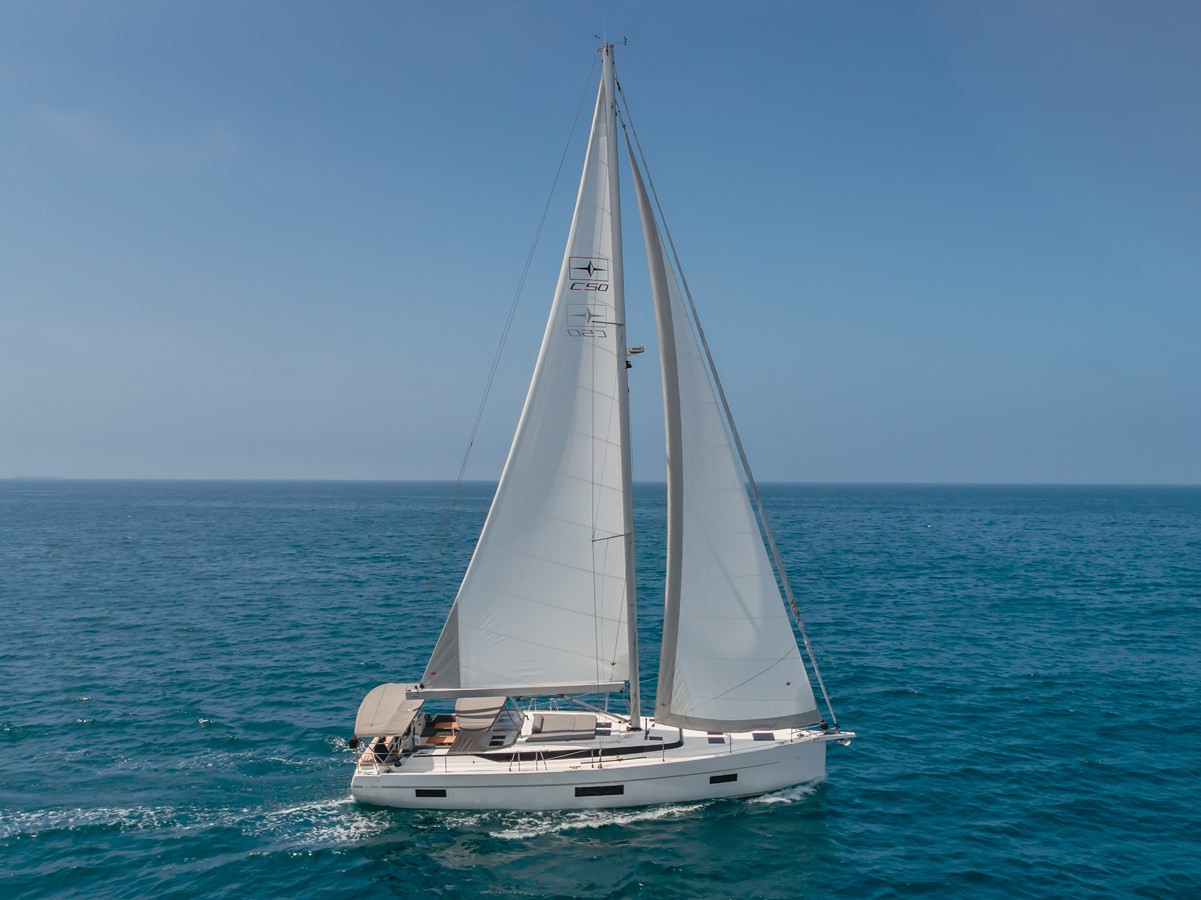 https://arconyachts.ams3.digitaloceanspaces.com/138730/conversions/large_4674345-optimize.jpg