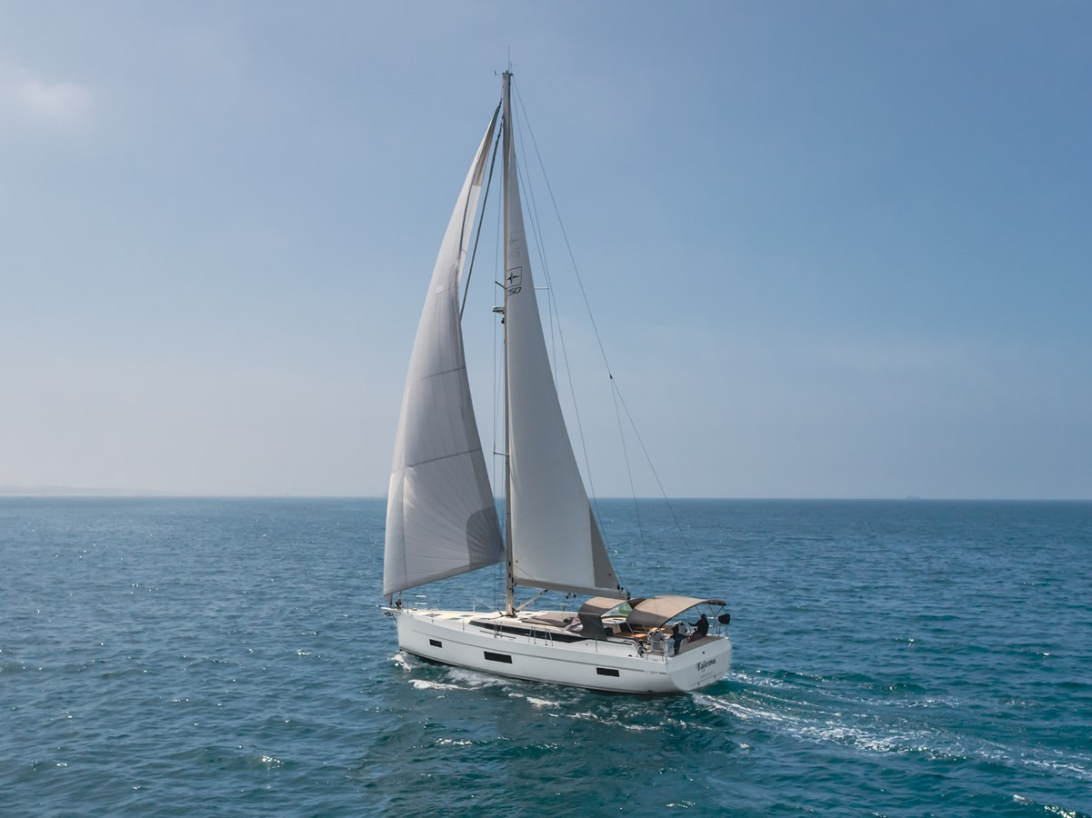 https://arconyachts.ams3.digitaloceanspaces.com/138751/conversions/large_4674352-optimize.jpg