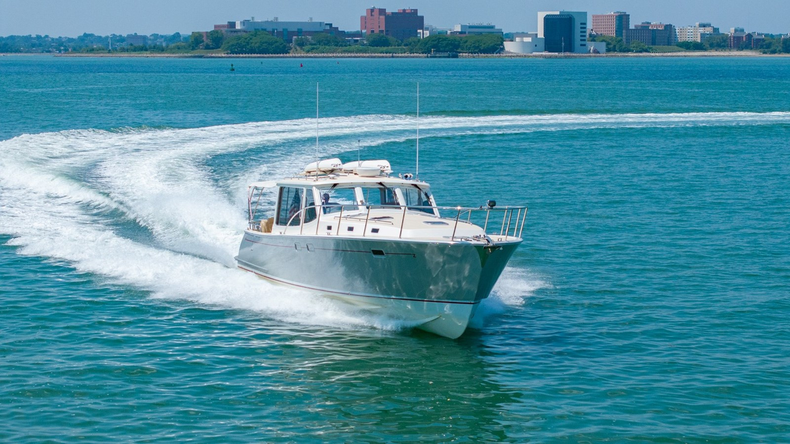 https://arconyachts.ams3.digitaloceanspaces.com/138792/conversions/large_4733541-optimize.jpg