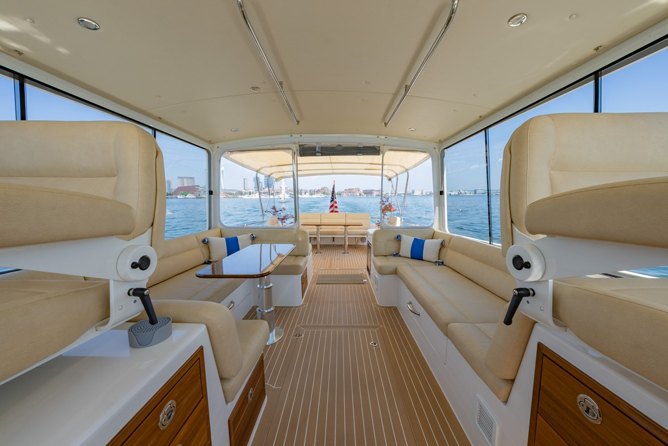 https://arconyachts.ams3.digitaloceanspaces.com/138859/conversions/large_4733563-optimize.jpg