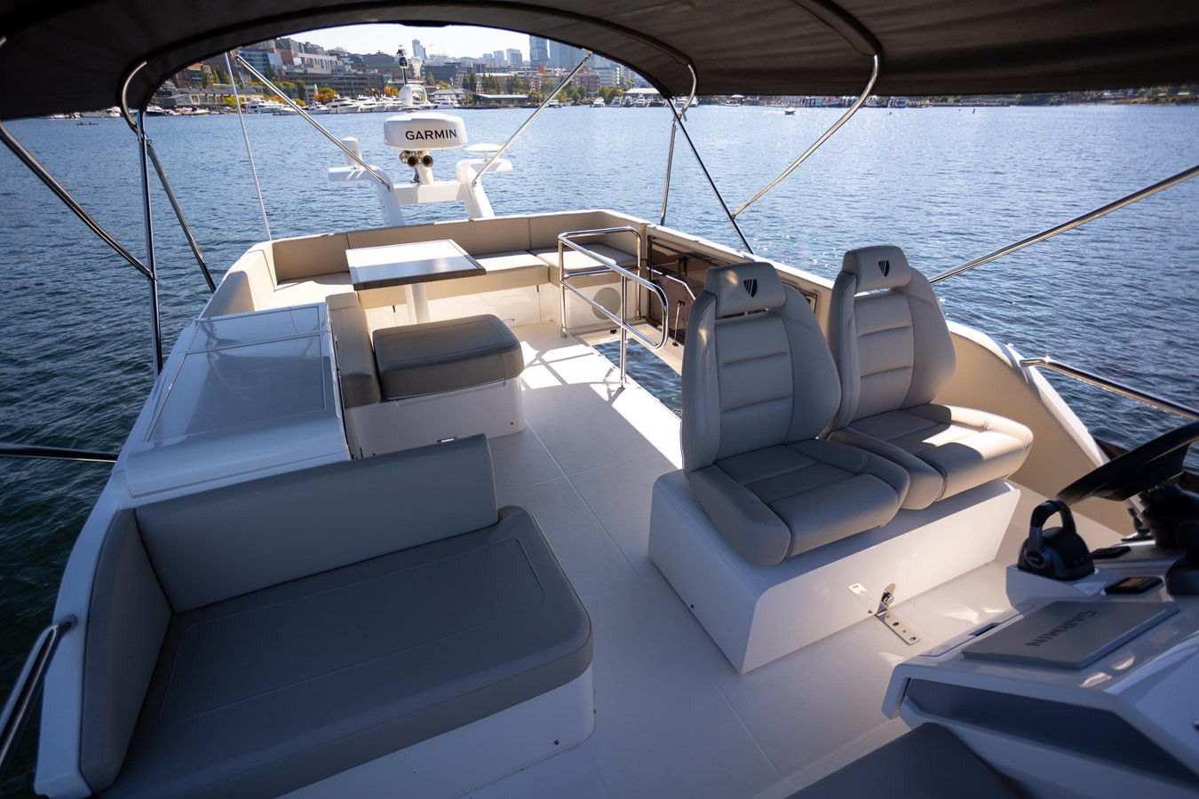 https://arconyachts.ams3.digitaloceanspaces.com/139024/conversions/large_4811458-optimize.jpg