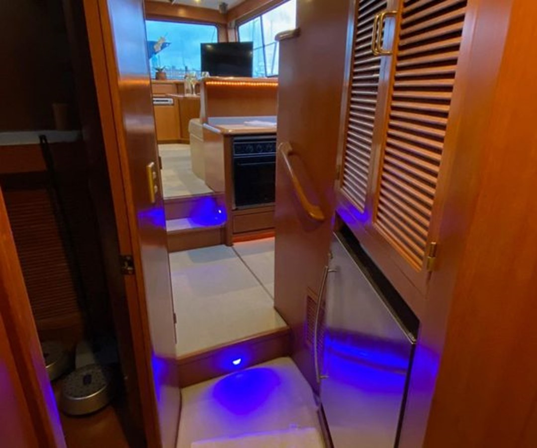 https://arconyachts.ams3.digitaloceanspaces.com/139088/conversions/large_4799578-optimize.jpg