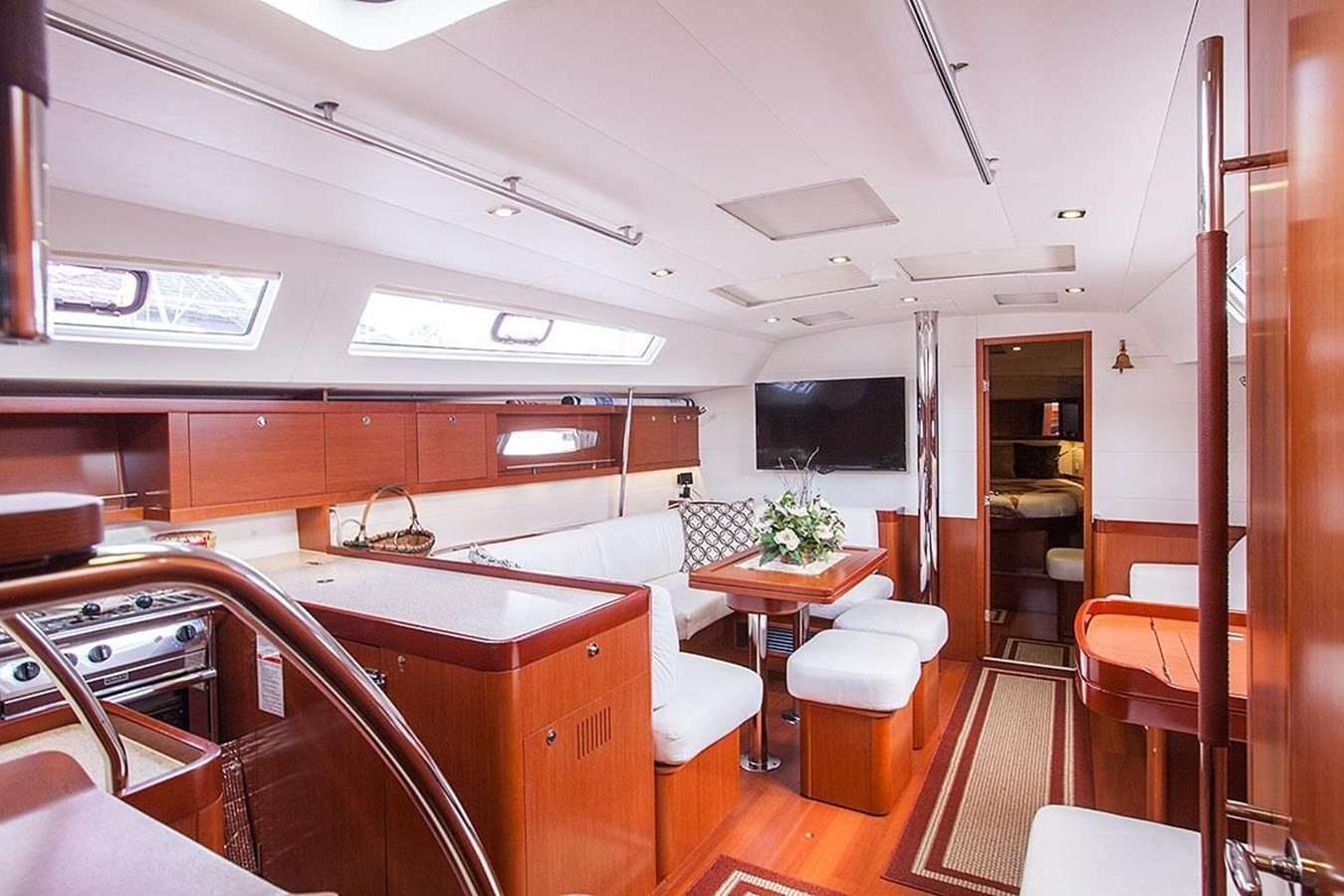 https://arconyachts.ams3.digitaloceanspaces.com/139089/conversions/large_4803913-optimize.jpg