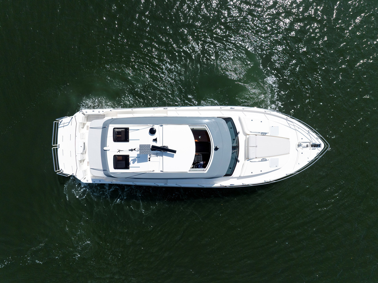 https://arconyachts.ams3.digitaloceanspaces.com/139130/conversions/large_4839734-optimize.jpg