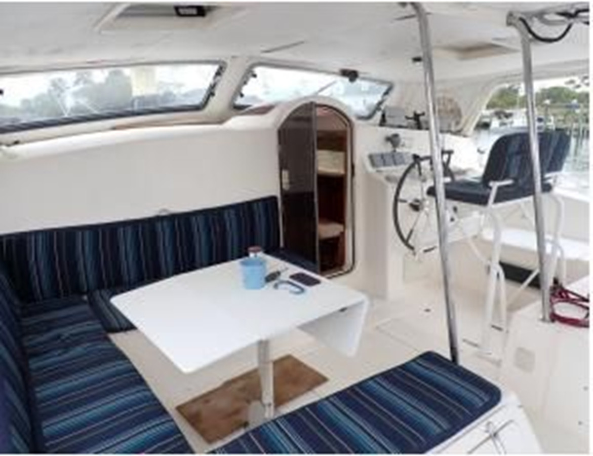 https://arconyachts.ams3.digitaloceanspaces.com/139203/conversions/large_3917115-optimize.jpg
