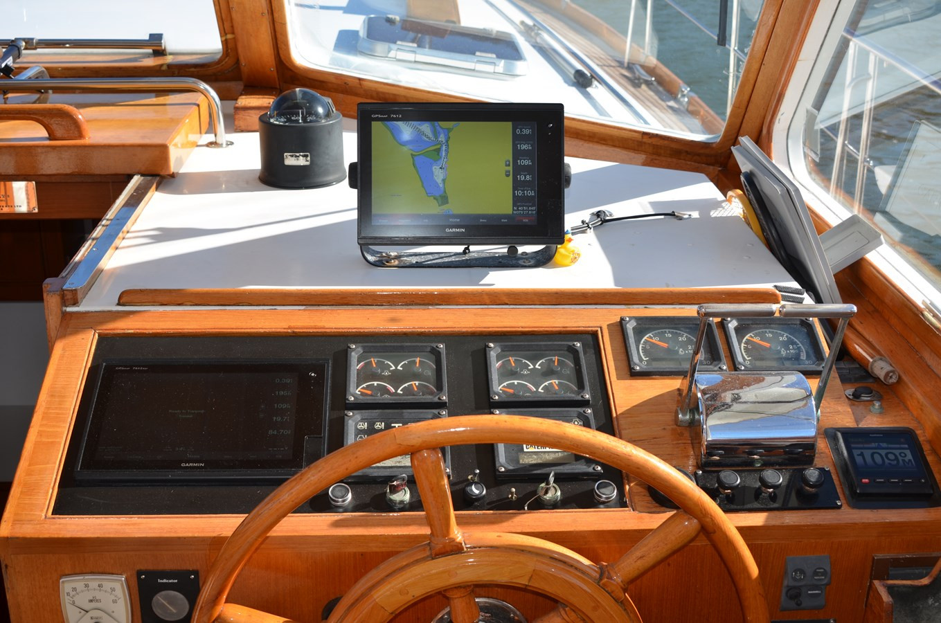 https://arconyachts.ams3.digitaloceanspaces.com/139331/conversions/large_4856805-optimize.jpg