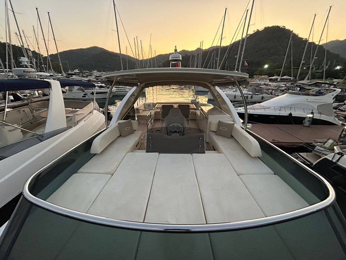 https://arconyachts.ams3.digitaloceanspaces.com/139443/conversions/large_4855084-optimize.jpg
