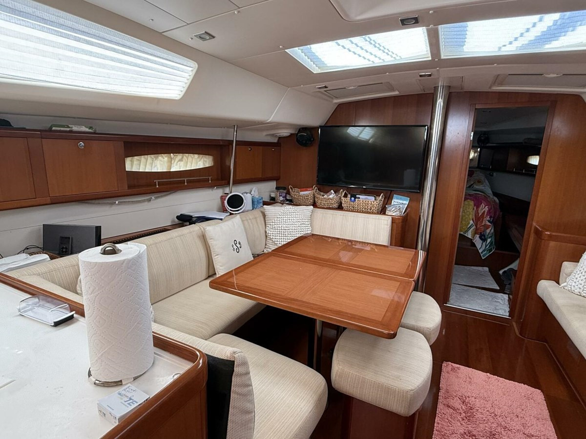 https://arconyachts.ams3.digitaloceanspaces.com/139550/conversions/large_4859357-optimize.jpg