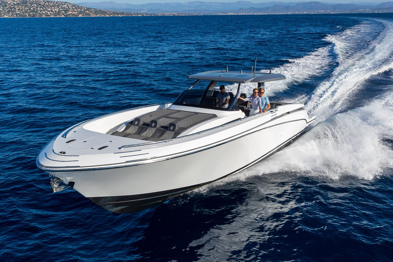https://arconyachts.ams3.digitaloceanspaces.com/139558/conversions/large_3775132-optimize.jpg
