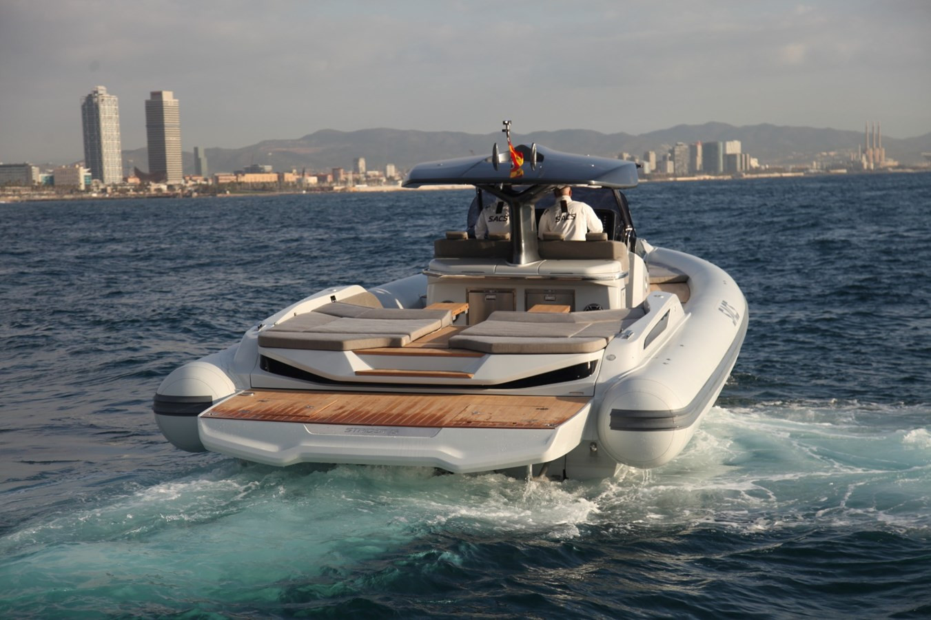 https://arconyachts.ams3.digitaloceanspaces.com/139597/conversions/large_4601770-optimize.jpg