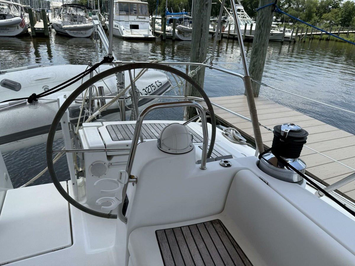 https://arconyachts.ams3.digitaloceanspaces.com/139598/conversions/large_4859374-optimize.jpg