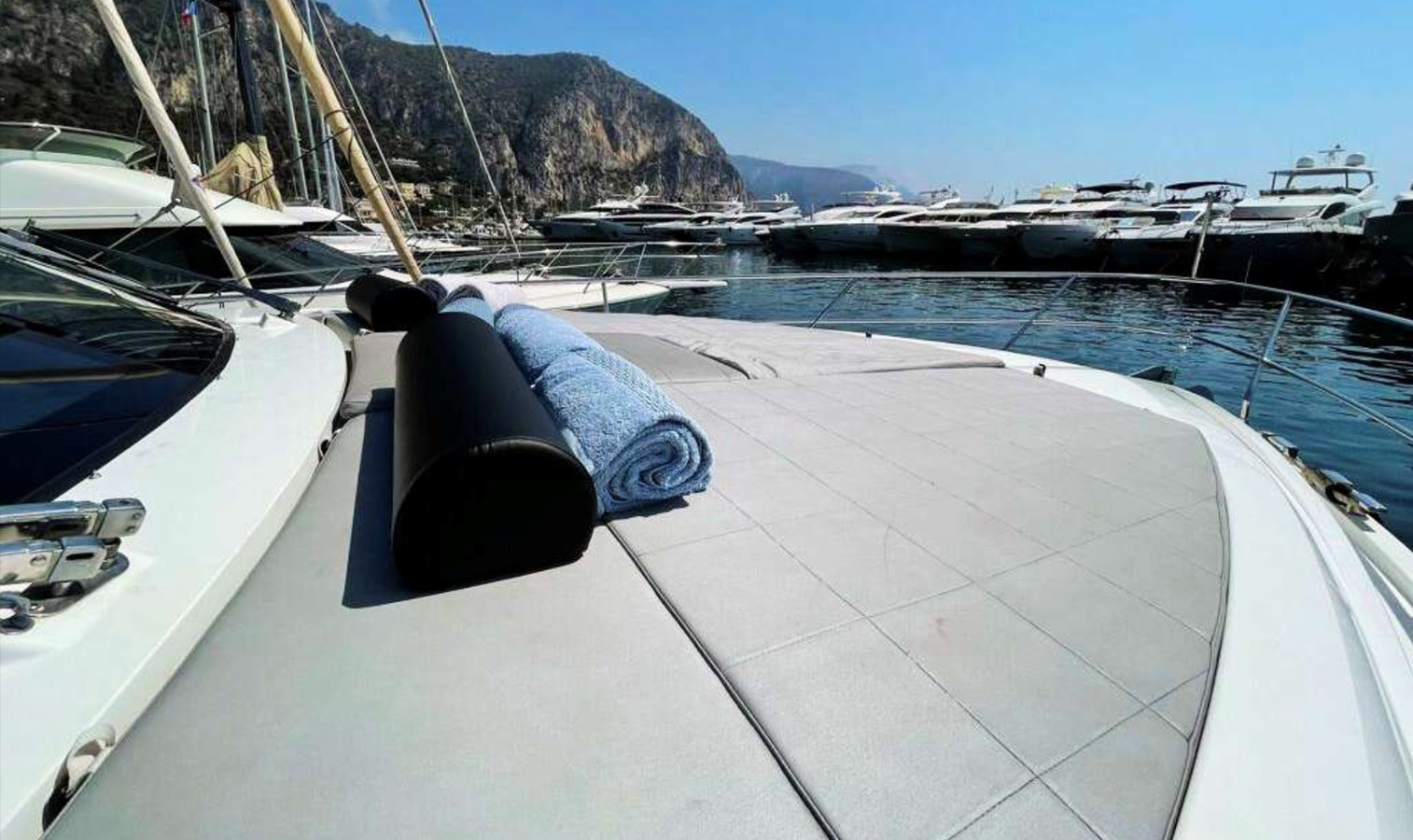 https://arconyachts.ams3.digitaloceanspaces.com/139643/conversions/large_4847142-optimize.jpg