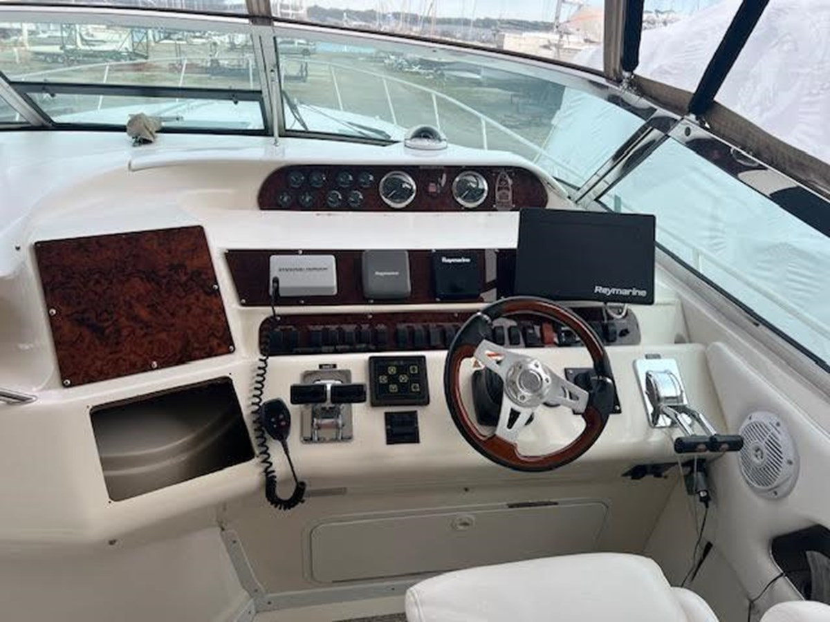 https://arconyachts.ams3.digitaloceanspaces.com/139999/conversions/large_4369262-optimize.jpg