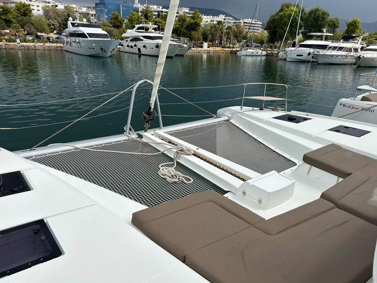 https://arconyachts.ams3.digitaloceanspaces.com/140103/conversions/large_4312260-optimize.jpg