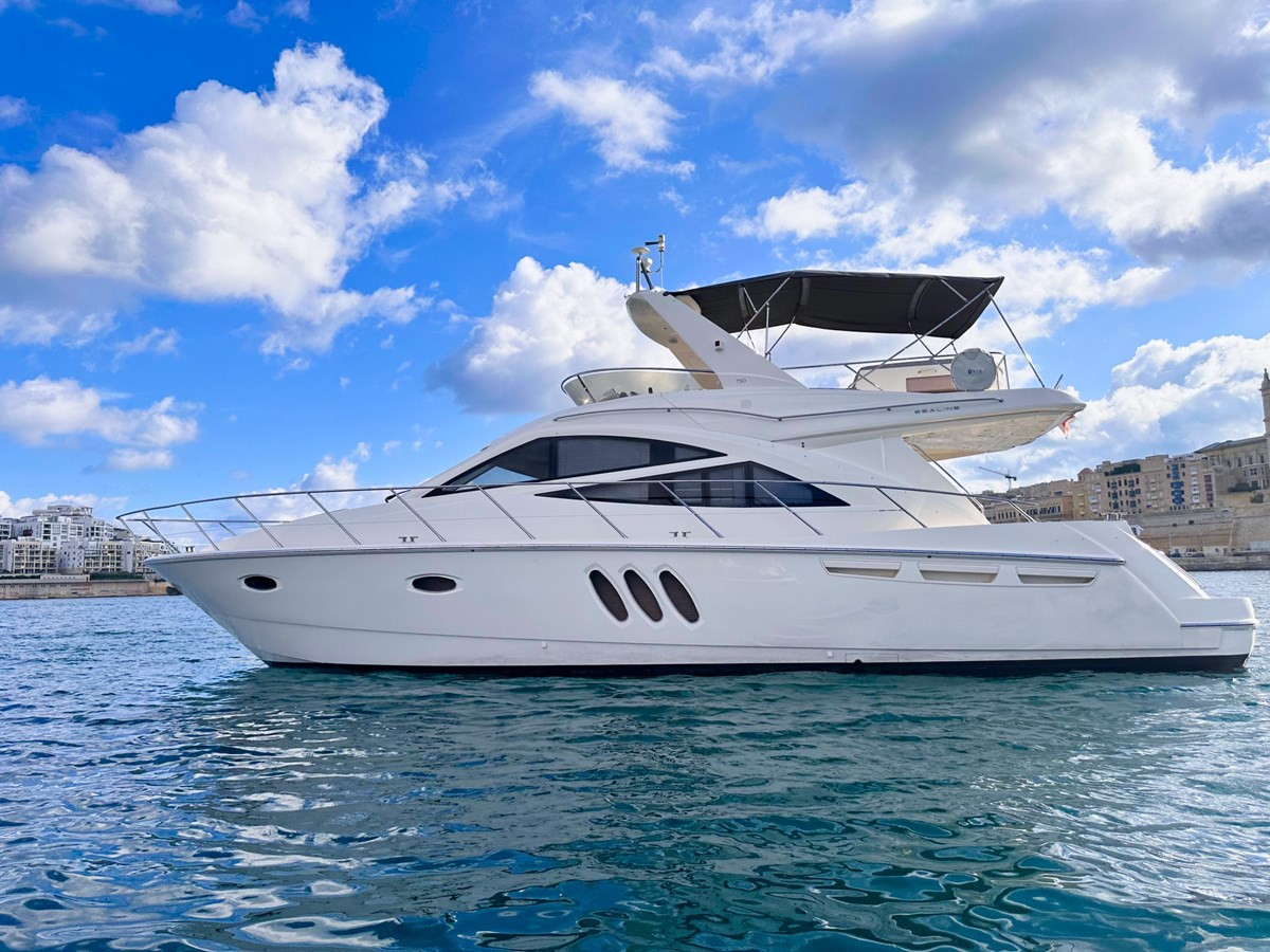 https://arconyachts.ams3.digitaloceanspaces.com/140190/conversions/large_4435795-optimize.jpg