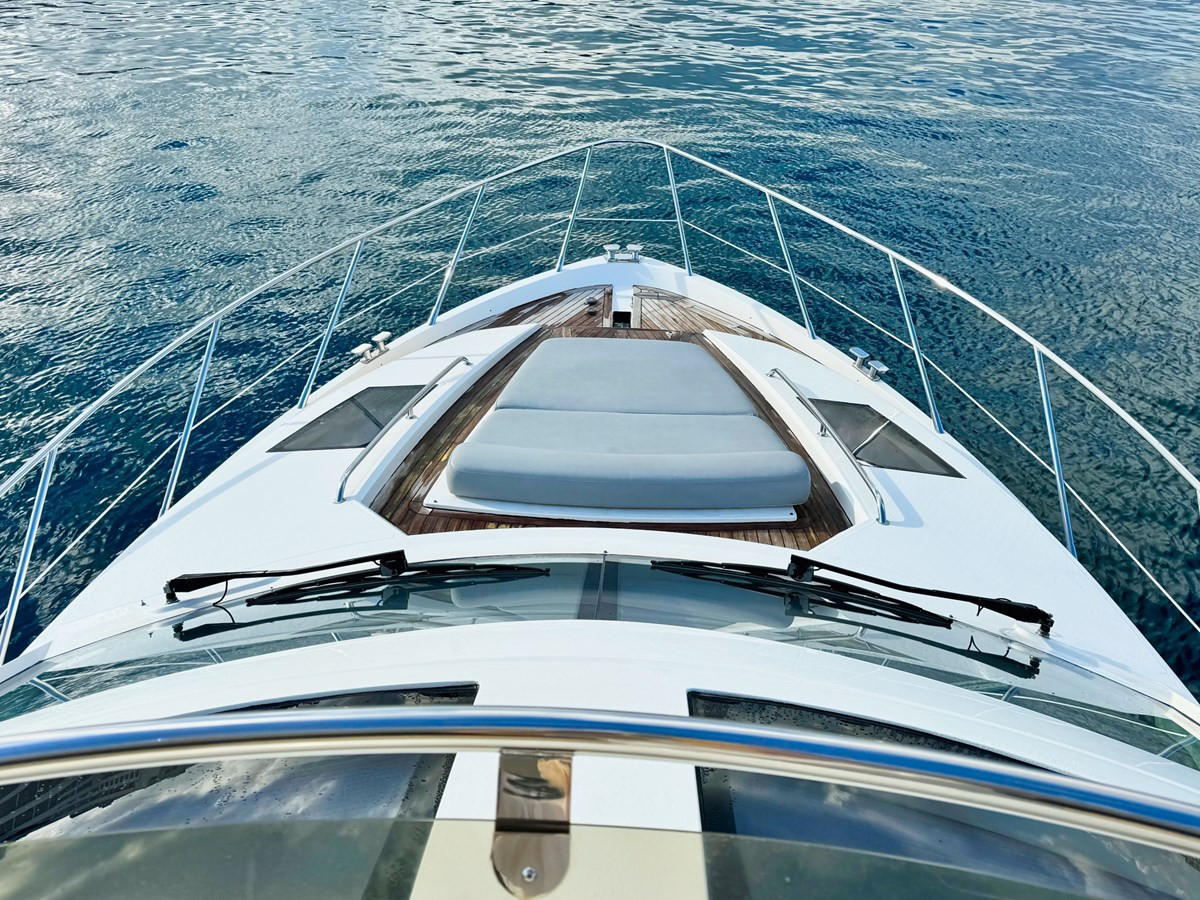 https://arconyachts.ams3.digitaloceanspaces.com/140199/conversions/large_4435799-optimize.jpg
