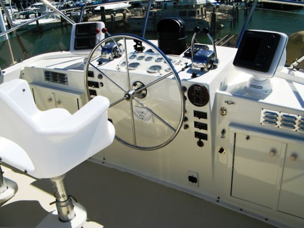https://arconyachts.ams3.digitaloceanspaces.com/140287/conversions/large_1668210-optimize.jpg