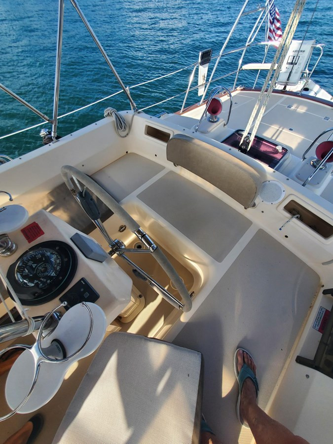 https://arconyachts.ams3.digitaloceanspaces.com/140337/conversions/large_3773463-optimize.jpg