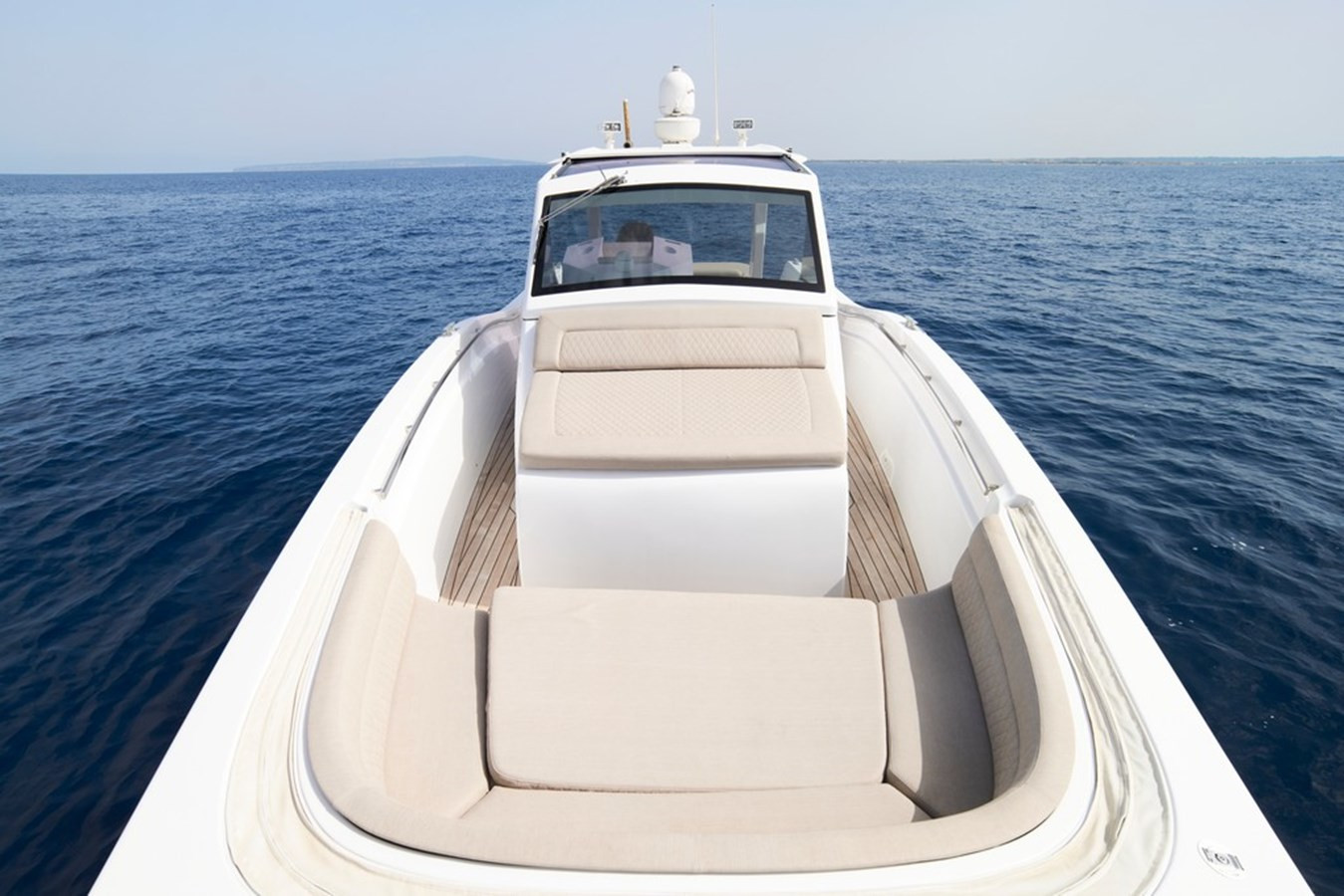 https://arconyachts.ams3.digitaloceanspaces.com/140395/conversions/large_4370504-optimize.jpg